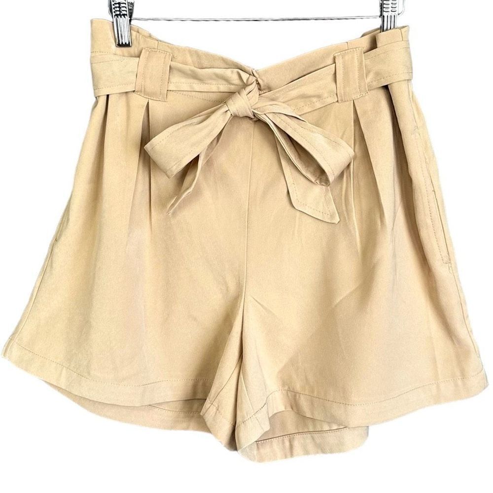 NWT Max Studio High Waist Paperbag Shorts Sand